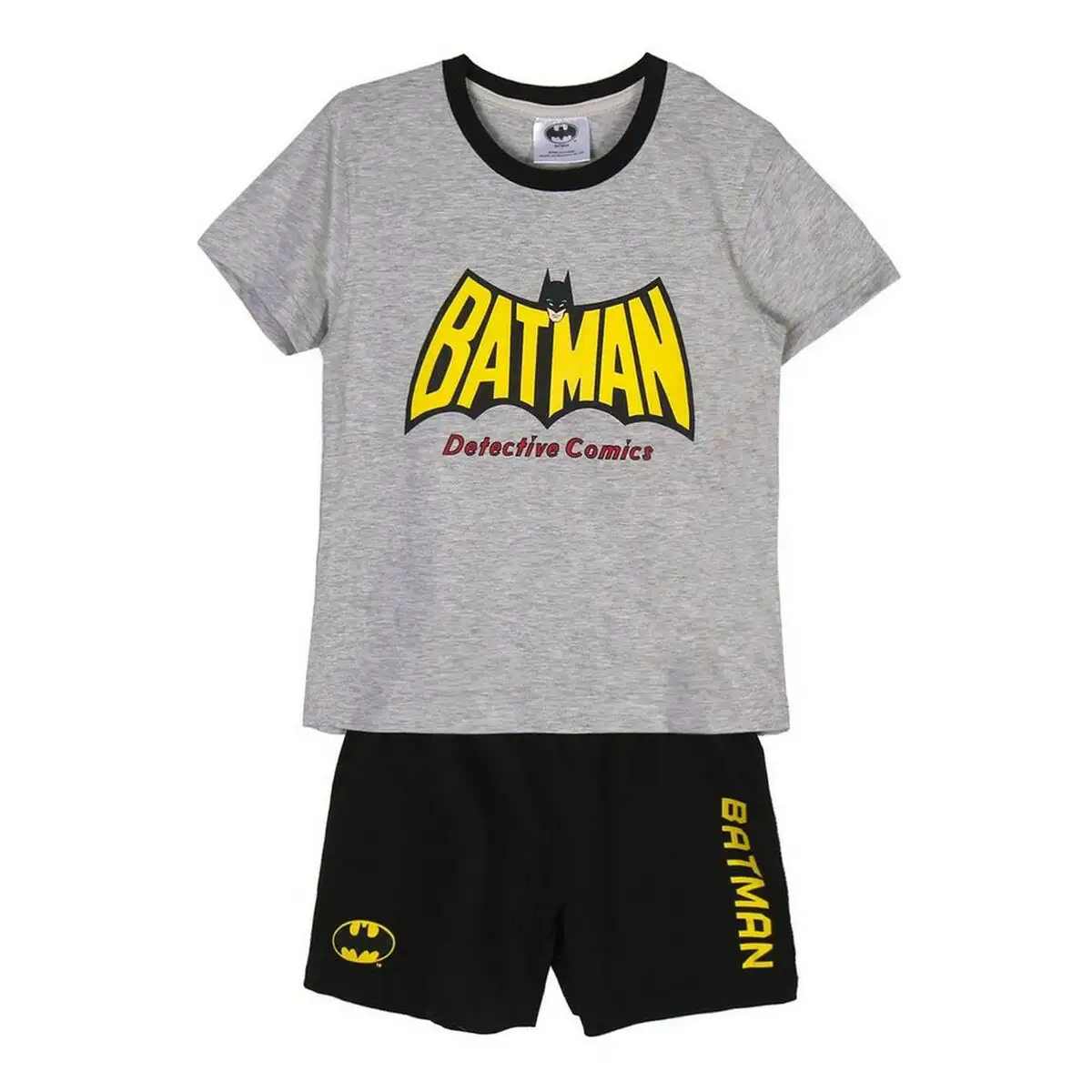 Pyjama d e te batman gris_3674. Bienvenue chez DIAYTAR SENEGAL - Où Chaque Objet a son Histoire. Découvrez notre sélection méticuleuse et choisissez des articles qui racontent l'âme du Sénégal.