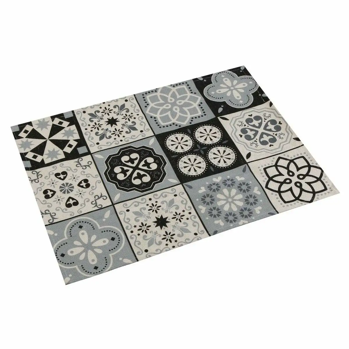 Set de table versa mosaic noir polyester 36 x 0 5 x 48 cm_8768. DIAYTAR SENEGAL - Où Votre Shopping Prend Vie. Explorez notre boutique en ligne pour trouver des articles qui vous ressemblent et qui ajoutent de l'éclat à votre quotidien.