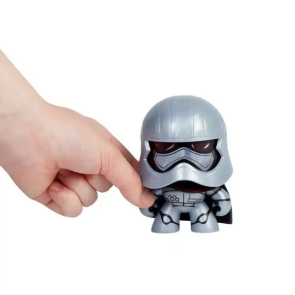 Mighty muggs star wars phasma hasbro_3660. DIAYTAR SENEGAL - L'Art de Vivre avec Authenticité. Explorez notre gamme de produits artisanaux et découvrez des articles qui apportent une touche unique à votre vie.