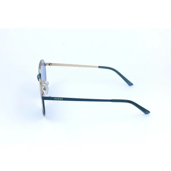 Lunettes de soleil femme guess gu3047 bleu clair brillant_7661. DIAYTAR SENEGAL - Votre Passage vers l'Éclat et la Beauté. Explorez notre boutique en ligne et trouvez des produits qui subliment votre apparence et votre espace.