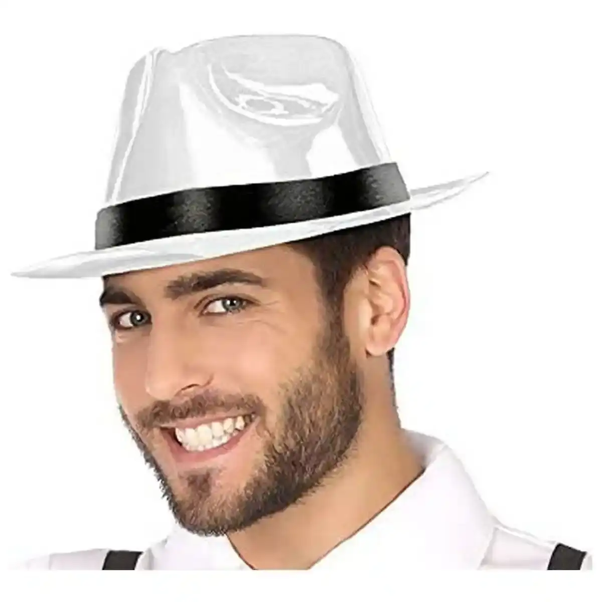 Chapeau gangster polyester blanc annees 1920_9216. Bienvenue chez DIAYTAR SENEGAL - Où Votre Shopping Prend Vie. Découvrez notre univers et dénichez des trésors qui ajoutent de la couleur à votre quotidien.