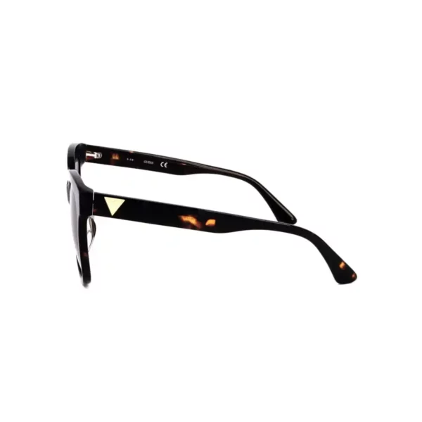 Lunettes de soleil femme guess gu7612 f_8861. Bienvenue chez DIAYTAR SENEGAL - Où le Shopping Rime avec Diversité. Plongez dans notre univers de produits et découvrez des trésors qui représentent la richesse culturelle du Sénégal.