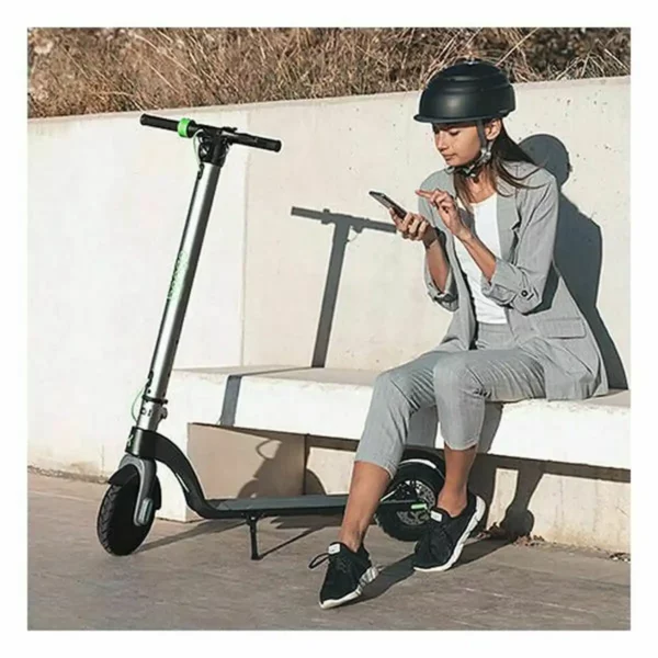 Scooter électrique Cecotec Bongo Serie A Connecté 25km 700W. SUPERDISCOUNT FRANCE