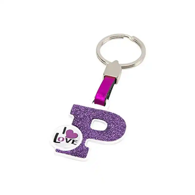 Porte cles lettre p_9090. DIAYTAR SENEGAL - L'Art de Vivre le Shopping Authentique. Découvrez notre boutique en ligne et trouvez des produits qui célèbrent la culture et l'héritage du Sénégal.