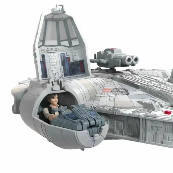 Vaisseau spatial Hasbro Star Wars - Millennium Falcon. SUPERDISCOUNT FRANCE