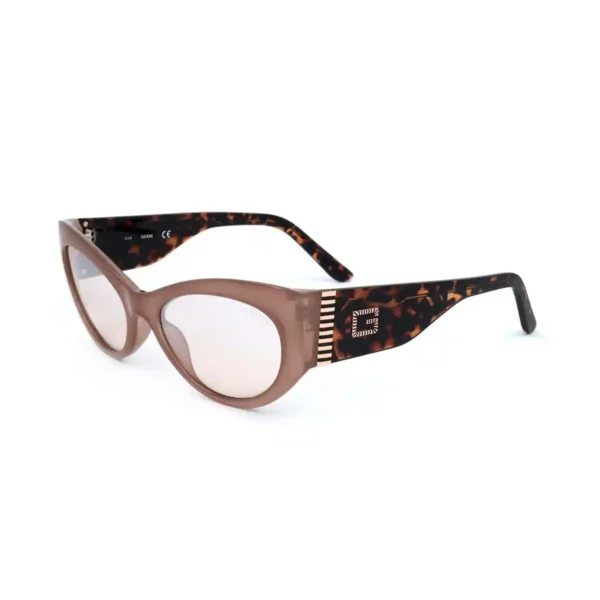 Lunettes de soleil femme guess gu7624 beige brillant_6210. DIAYTAR SENEGAL - L'Art de Choisir, l'Art de S'émerveiller. Explorez notre gamme de produits et laissez-vous émerveiller par des créations authentiques et des designs modernes.