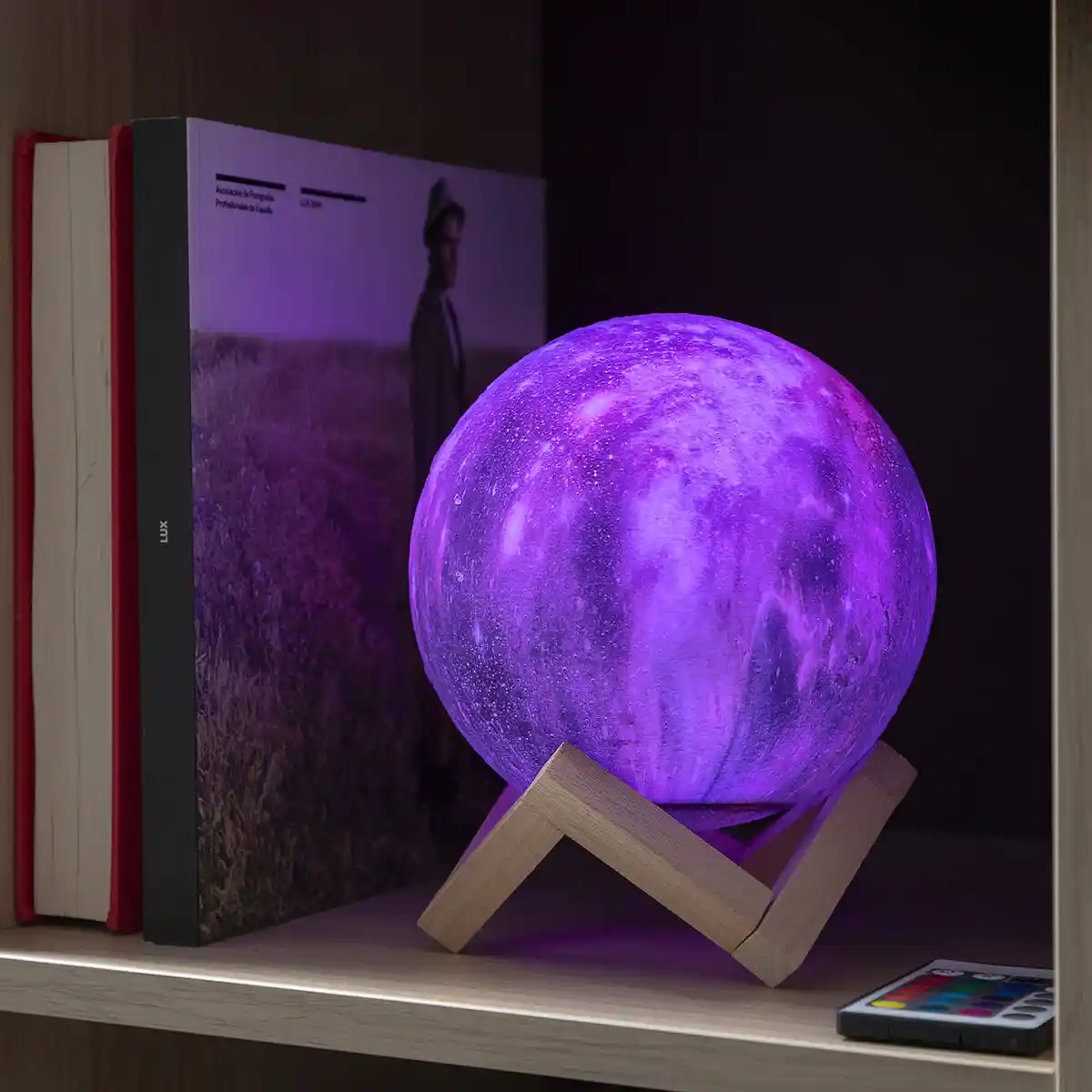 Lampe led galaxy rechargeable galighty innovagoods_8347. DIAYTAR SENEGAL - Où le Shopping Devient une Aventure Culturelle. Plongez dans notre univers de produits qui célèbrent l'héritage et l'artisanat du Sénégal.