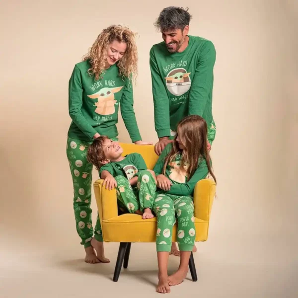 Pyjama Enfant The Mandalorian Green. SUPERDISCOUNT FRANCE