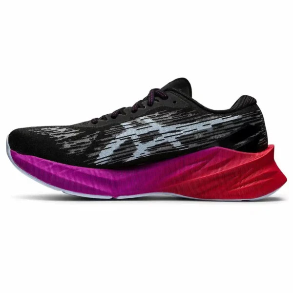 Baskets de sport pour femme Asics Novablast 3 Noir. SUPERDISCOUNT FRANCE