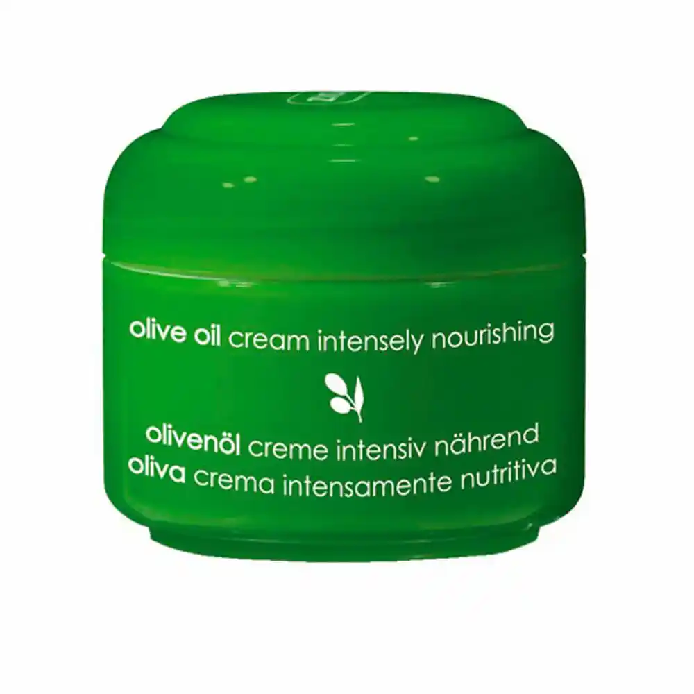 Creme nourrissante pour le visage a l huile d olive ziaja 50 ml _5309. DIAYTAR SENEGAL - Votre Passage vers l'Élégance Abordable. Explorez notre collection où chaque produit est choisi pour sa qualité et son accessibilité, incarnant ainsi l'essence du Sénégal.