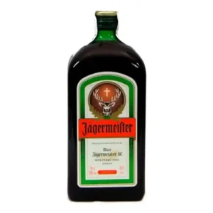 Liqueur jagermeister 70 cl _6776. DIAYTAR SENEGAL - Où Choisir est un Acte d'Amour pour le Sénégal. Explorez notre boutique en ligne et choisissez des articles qui célèbrent la culture et l'artisanat du pays.