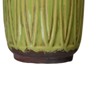 Vase ceramique pistache 15 x 15 x 27 5 cm_7014. Plongez dans l'Univers de DIAYTAR SENEGAL - Où la Qualité et la Diversité se rencontrent. Parcourez nos rayons virtuels pour trouver des produits répondant à tous les besoins, du confort de votre foyer.