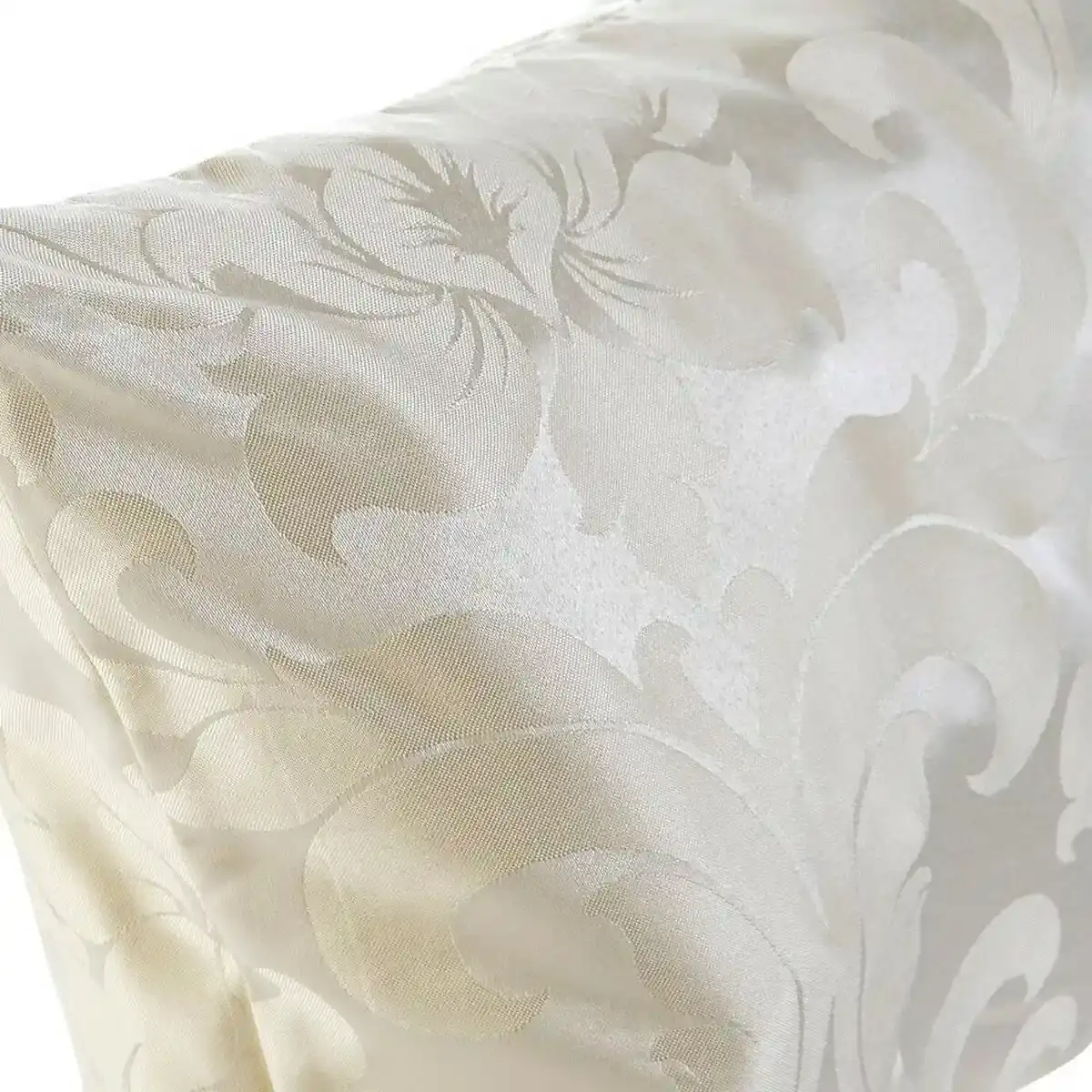 Coussin dkd home decor beige_7755. DIAYTAR SENEGAL - L'Art du Shopping Éclairé. Parcourez notre catalogue et choisissez parmi des produits de qualité qui satisferont vos besoins et votre style.