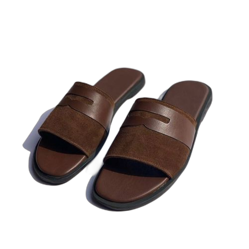 Sandale en cuir daim marronstyle acomo