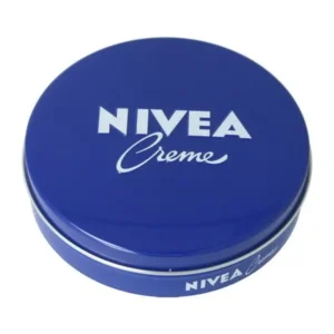 Creme hydratante nivea 150 ml_1306. Entrez dans l'Univers de DIAYTAR SENEGAL - Où Chaque Produit a sa Place. Explorez nos rayons virtuels et choisissez des articles qui s'intègrent parfaitement à votre style de vie.