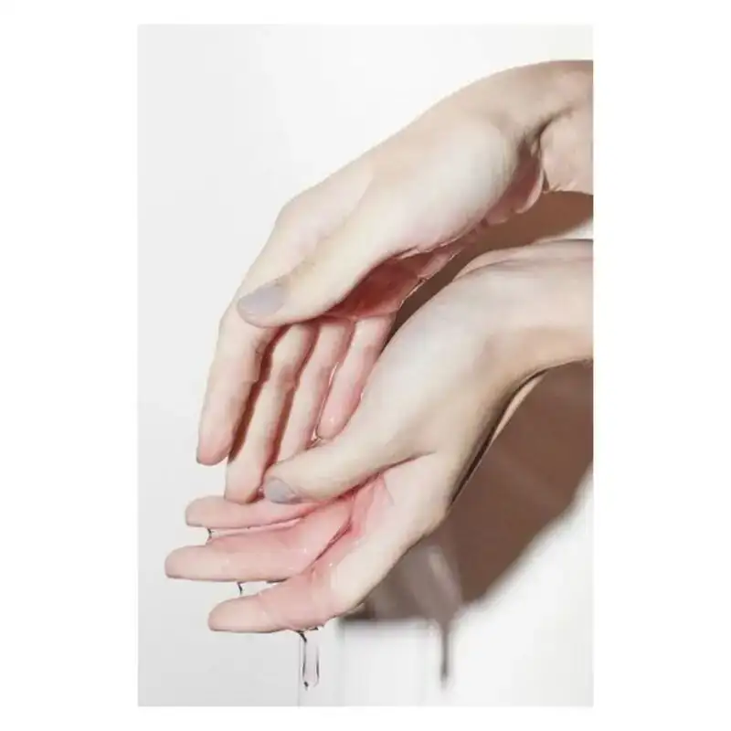 Gel de douche madara infusion blanc 300 ml_9027. DIAYTAR SENEGAL - Où la Mode et le Confort se Rencontrent. Plongez dans notre univers de produits et trouvez des articles qui vous habillent avec style et aisance.