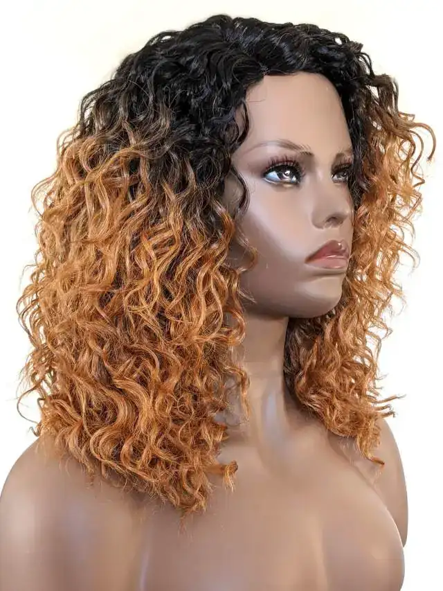 Ecla perruque shakira_3612. DIAYTAR SENEGAL - Où Choisir est une Célébration de l'Artisanat Local. Découvrez notre boutique en ligne et choisissez des produits qui incarnent la passion des artisans sénégalais.