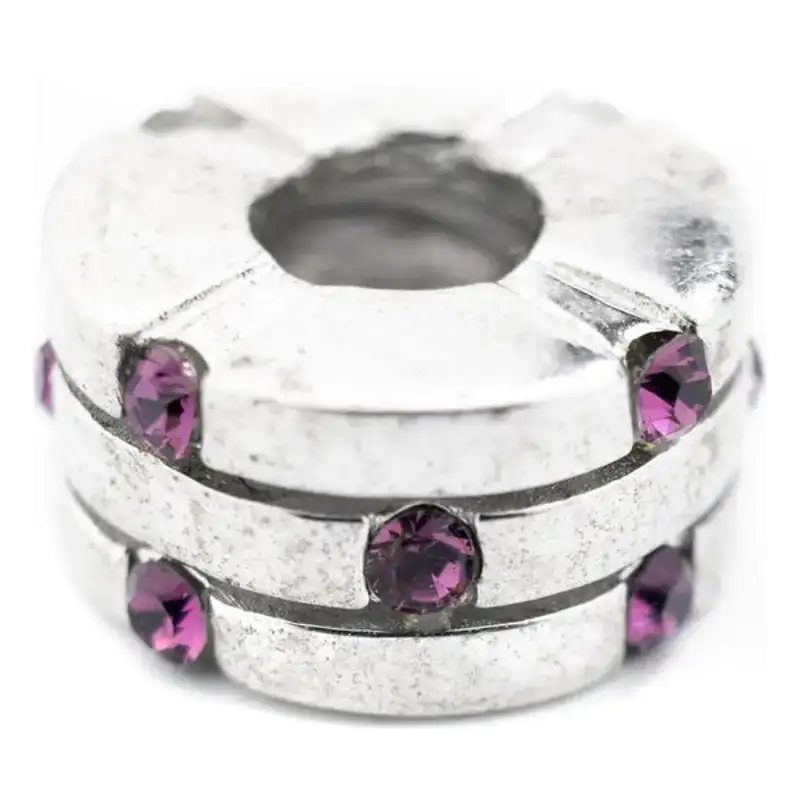 Perles femme viceroy vmg0022 17 violet argent 1 cm_4805. Bienvenue sur DIAYTAR SENEGAL - Où Choisir est un Voyage Passionnant. Plongez dans notre catalogue et trouvez des produits qui révèlent la diversité et la beauté du Sénégal.