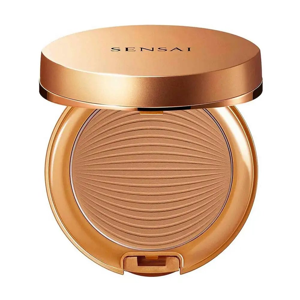 Set de maquillage silky bronze sun compact spf 20 sensai_4952. DIAYTAR SENEGAL - Où le Shopping est un Plaisir Engagé. Parcourez notre catalogue et choisissez des produits qui respectent vos valeurs et vos attentes.