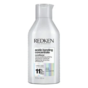 Apres shampooing redken 300 ml_5689. DIAYTAR SENEGAL - Là où Chaque Produit Est une Trouvaille. Parcourez notre catalogue diversifié et découvrez des articles qui enrichiront votre quotidien, du pratique à l'insolite.