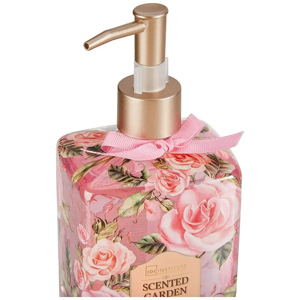 Gel de douche idc institute scented garden rose 780 ml_1690. DIAYTAR SENEGAL - Votre Plateforme Shopping, Votre Choix Éclairé. Explorez nos offres et choisissez des articles de qualité qui reflètent votre style et vos valeurs.