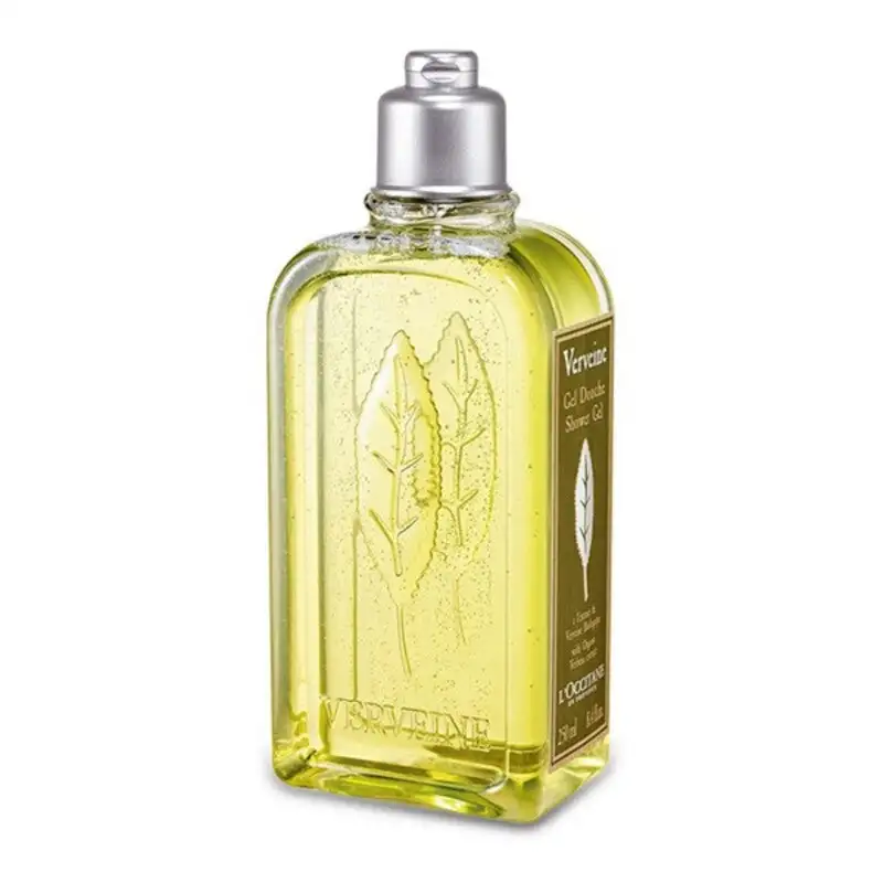 gel-de-douche-verveine-agrumes-loccitane-250-ml_8168 – Photo produit Dakar Sénégal – Livraison rapide Gel de douche verveine agrumes loccitane 250 ml_8168. DIAYTAR SENEGAL - Où Chaque Produit a son Histoire à Raconter. Parcourez notre catalogue et découvrez des articles qui portent en eux la passion et l'histoire du Sénégal.