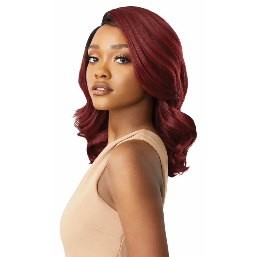 Perruque lace front synthetique outre davita_2538. Bienvenue sur DIAYTAR SENEGAL - Où Choisir est un Voyage Passionnant. Plongez dans notre catalogue et trouvez des produits qui révèlent la diversité et la beauté du Sénégal.