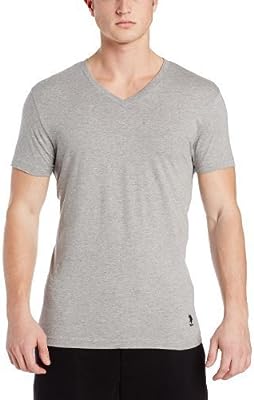 Polo assn. t shirt col en v pour homme. DIAYTAR SENEGAL  - La solution idéale pour des achats discount en ligne. Explorez notre gamme complète de produits pour la maison, l'électroménager, l'informatique, la mode et les gadgets, et bénéficiez de tarifs compétitifs. Simplifiez votre expérience d'achat avec notre boutique en ligne conviviale et découvrez des offres imbattables.