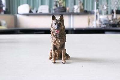 Statue superbe maison jardin ornement sculpture décoration statues pour extérieur berger. DIAYTAR SENEGAL, votre destination en ligne pour des achats malins. Parcourez notre vaste sélection de produits discount allant de la maison à l'électronique en passant par la mode et l'informatique. Ne sacrifiez pas la qualité pour le prix lorsque vous pouvez avoir les deux chez nous.