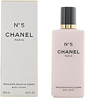 Lait pour le corps chanel n°5 200 ml. Ne manquez pas l'opportunité de faire de bonnes affaires sur DIAYTAR SENEGAL . Notre boutique en ligne propose une large gamme de produits discount, allant des articles ménagers essentiels aux dernières tendances en matière d'électronique et de mode. Profitez de nos prix imbattables et économisez dès maintenant sur tous vos achats !