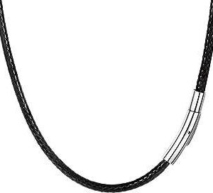 Chaîne de collier noir prosteel pour hommes avec cordon tressé de 3. Faites des économies sans sacrifier la qualité sur DIAYTAR SENEGAL, votre boutique en ligne discount ultime. Découvrez notre sélection soigneusement choisie de produits dans divers domaines, allant de l'informatique à la mode, et bénéficiez de prix imbattables. Faites-vous plaisir tout en respectant votre budget chez nous.