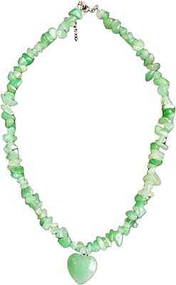 Collier composé de perles naturelles d'aventurine verte brutes avec un pendentif en forme. Découvrez DIAYTAR SENEGAL, votre partenaire en ligne pour des achats malins et économiques. Parcourez notre sélection discount de produits pour la maison, l'électroménager, l'informatique, la mode et les gadgets et trouvez les meilleures offres du marché. Profitez de la qualité à prix réduit dès aujourd'hui, grâce à notre boutique en ligne pratique et facile à utiliser.