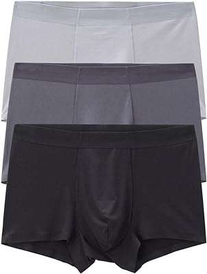 Culottes pour hommes (3 par paquet). Découvrez DIAYTAR SENEGAL, votre destination incontournable pour des achats discount en ligne. Notre magasin généraliste propose une vaste gamme de produits, allant des articles ménagers pratiques aux appareils électroménagers de pointe, en passant par les gadgets multimédias les plus récents et les vêtements tendance. Faites des économies substantielles tout en vous offrant des produits de la plus haute qualité !
