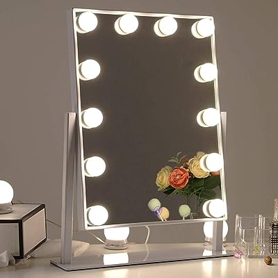 Grand miroir de maquillage avec éclairage sur pied éclairé pour coiffeuse. DIAYTAR SENEGAL  - La solution idéale pour les chasseurs de bonnes affaires en ligne. Trouvez des produits discount de haute qualité dans toutes les catégories, y compris la mode, l'électronique, l'ameublement et bien plus encore. Économisez sans compromis sur la qualité !