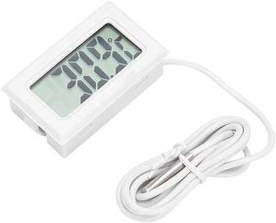 ? mini réfrigérateur lcd pratique et portable avec compteur d'humidité et température. Faites un bond dans le monde des bonnes affaires avec DIAYTAR SENEGAL  ! Découvrez notre boutique en ligne généraliste où vous trouverez tout ce dont vous avez besoin, de la maison à l'électroménager, de l'informatique à la mode, et même les derniers gadgets. Ne sacrifiez pas votre budget pour vous faire plaisir, optez pour nos produits discount de qualité.