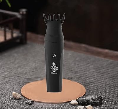 Nouveau peigne diffuseur d'aromathérapie portable chargeur usb vaporisateur électrique (noir). DIAYTAR SENEGAL, la référence en matière de bonnes affaires en ligne ! Profitez de prix imbattables sur une large sélection de produits discount, allant des articles pour la maison à l'électroménager, en passant par l'informatique et les dernières tendances mode. Ne laissez pas passer nos offres exceptionnelles et économisez dès maintenant !