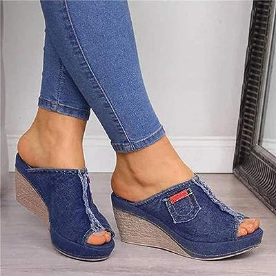 Sandales de voyage de plage en denim classique à talon compensé et bout ouvert pour femmes. Parfaitement adapté aux chasseurs de bonnes affaires, DIAYTAR SENEGAL  vous offre une expérience de shopping en ligne unique. Notre sélection abondante de produits discount, incluant des articles essentiels pour la maison, l'électroménager, l'informatique, la mode et les gadgets, garantit que vous trouverez ce que vous cherchez sans vous ruiner.