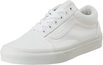 Baskets vans old skool unisexes pour adultes. DIAYTAR SENEGAL, la référence en matière de bonnes affaires en ligne ! Profitez de prix imbattables sur une large sélection de produits discount, allant des articles pour la maison à l'électroménager, en passant par l'informatique et les dernières tendances mode. Ne laissez pas passer nos offres exceptionnelles et économisez dès maintenant !