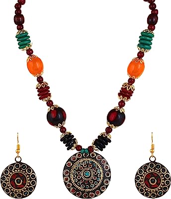 Parure de bijoux multicolore au design tribal afghan élégant u bella pour femme. Chez DIAYTAR SENEGAL, nous croyons que le shopping discount ne devrait pas signifier sacrifier la qualité. Parcourez notre boutique en ligne pour trouver des prix imbattables sur une large sélection de produits, allant de l'électroménager à la mode. Achetez malin avec DIAYTAR SENEGAL  !