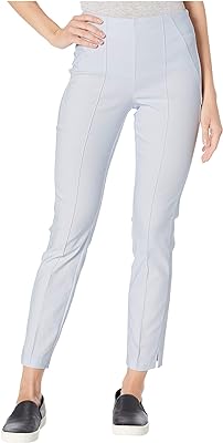 Pantalon décontracté pour femme. DIAYTAR SENEGAL  est votre allié pour des achats discount de qualité. Explorez notre boutique en ligne et découvrez notre gamme complète de produits pour la maison, l'électroménager, l'informatique, la mode et les gadgets, le tout à des prix avantageux qui ne sacrifient pas la qualité.