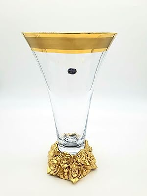 Vase en cristal de bohême de luxe avec base de fleurs. DIAYTAR SENEGAL, votre solution discount en ligne pour une large gamme de produits. Trouvez tout ce dont vous avez besoin, de la maison à l'électroménager, de l'informatique à la mode et aux gadgets, à des prix imbattables. Naviguez, achetez et économisez avec notre boutique en ligne conviviale et bénéficiez d'une livraison rapide et fiable.