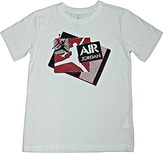 Jordan tee 3 t shirt blanc petits garçons 8 18. À la recherche de bonnes affaires ? DIAYTAR SENEGAL  est là pour vous ! Explorez notre boutique en ligne regorgeant d'articles à prix cassés, couvrant tous les domaines, de la maison à l'électroménager, en passant par l'informatique, la mode et les gadgets. Achetez malin, économisez gros et découvrez une toute nouvelle façon de faire des emplettes en ligne.