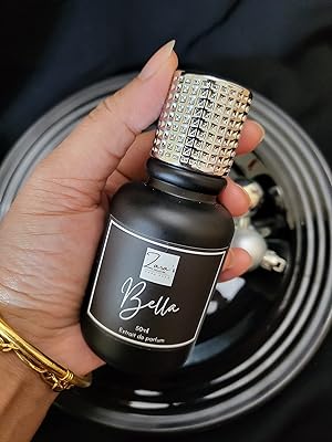 Parfum bella de zaraz collection. Ne cherchez plus, DIAYTAR SENEGAL  est là pour vous offrir des produits discount de qualité supérieure. Que vous ayez besoin d'appareils électroménagers performants, de vêtements tendance ou de gadgets innovants, notre boutique en ligne propose des offres exceptionnelles dans tous les domaines, tandis que votre portefeuille reste protégé.