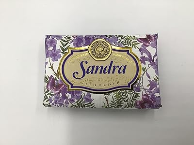 Sandra barre de savon cadeau pour son anniversaire parfum de rose. Avec DIAYTAR SENEGAL, obtenez le meilleur rapport qualité-prix sur tous vos achats en ligne. Parcourez notre catalogue diversifié et faites des économies sur des produits essentiels pour la maison, les équipements informatiques et même les dernières tendances en matière de mode.