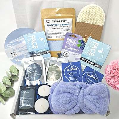 Coffret cadeau spa d'anniversaire panier de soins coffret soins pour femmes. Explorez les offres exceptionnelles de DIAYTAR SENEGAL, la boutique en ligne ultime pour les amateurs de bons plans. Trouvez tout ce dont vous avez besoin, de la maison à l'électroménager, de l'informatique à la mode en passant par les gadgets les plus tendance, le tout à des prix défiant toute concurrence.