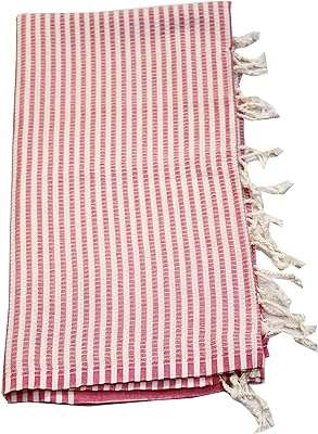 Serviette de plage turque faite à la main 90 x 190. DIAYTAR SENEGAL, votre partenaire de confiance pour des achats en ligne économiques et variés. Explorez notre sélection exceptionnelle d'articles discount pour la maison, l'électroménager, l'informatique, la mode et les gadgets, afin de trouver les meilleures affaires. Optimisez votre expérience d'achat grâce à DIAYTAR SENEGAL  et réalisez des économies substantielles dès maintenant.