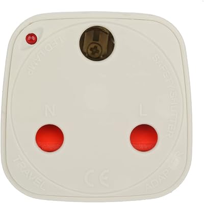 Adaptateur de voyage 13a vers 15a x 3 prises rondes avec indicateur d'alimentation