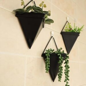 Lot de 02 (noir et multicolore) avec bouquet de roses artificielles - très belle jardinière murale triangulaire pot de fleurs mural triangulaire décoration d'intérieur jardinage à domicile. Explorez un monde de bonnes affaires sur Diaytar Sénégal