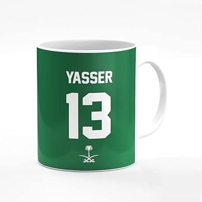 Tasse à café imprimée de créateur élégante avec poignée robuste, cadeau personnalisé en céramique de 11 oz [passe au micro-ondes et au lave-vaisselle] - équipe de football - arabie saoudite, nom du joueur - yasser. Diaytar Sénégal : Le e-commerce qui change la donne
