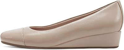 حذاء بكعب عالي للنساء من جريسي. Des produits authentiques à prix réduits sur Diaytar Sénégal